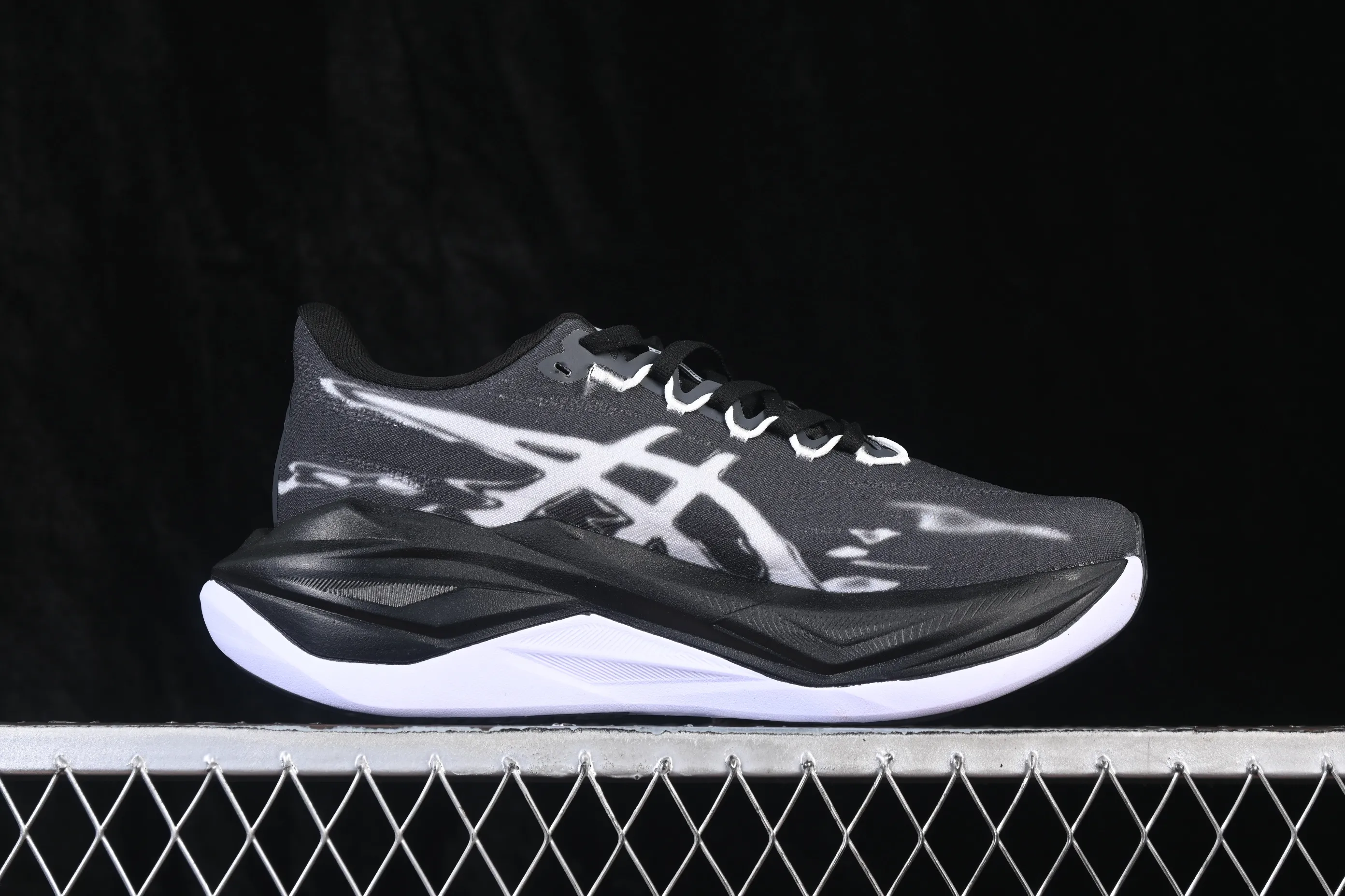All categories Asics Asics series Asics Superblast 3 Asics Superblast 3 Asics comfortable and breathable sports running shoes 1013A168-206